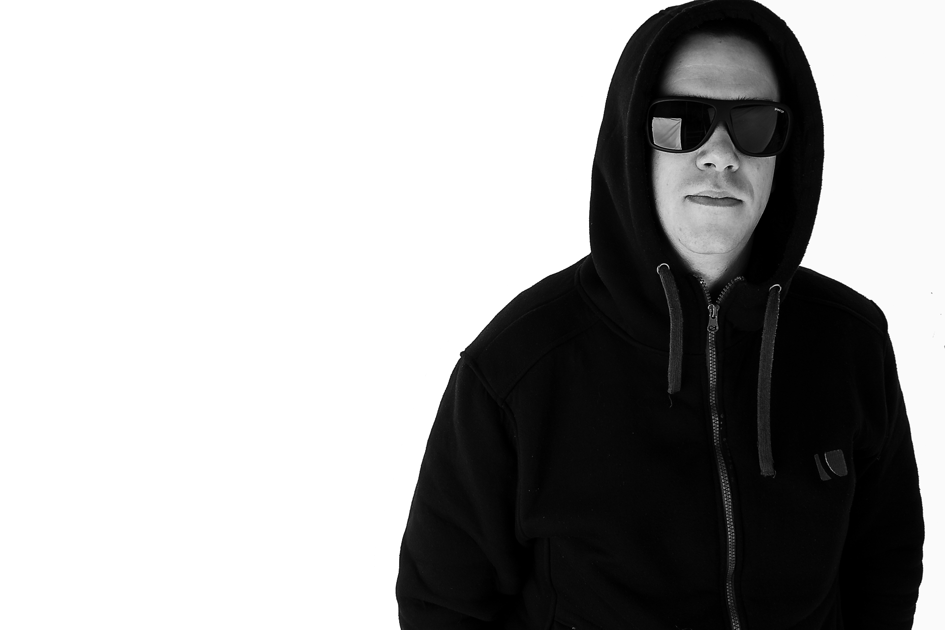 DJ eeBee